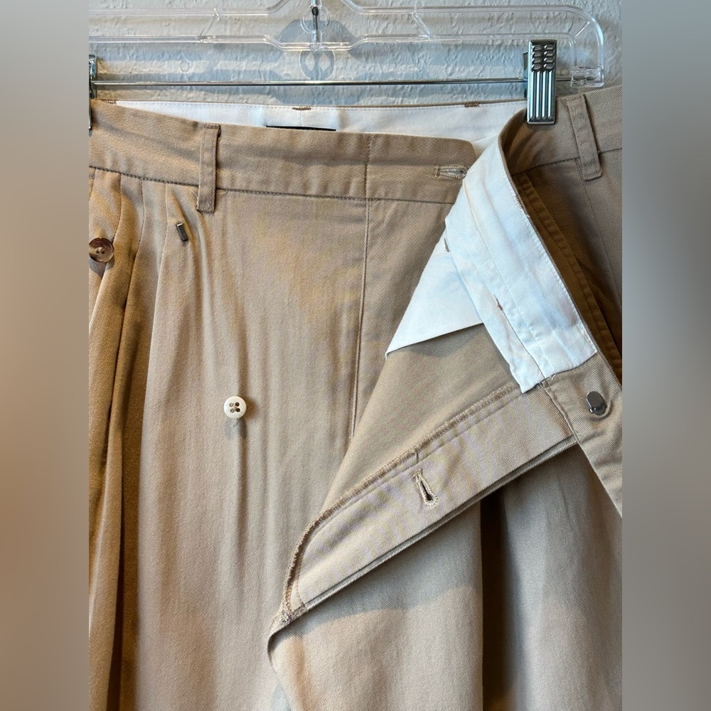 R13 Cropped Triple-pleat Crossover Trousers In Beige - Picture 11 of 16